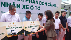 Trao xe, tặng vàng vinh danh hệ thống phân phối Phân bón Cà Mau