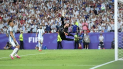 Bàn ấn định chiến thắng 3-1 cho Argentina trước Thụy Sĩ ở tứ kết World Cup 2026