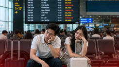 Đi máy bay bị delay hoặc hủy chuyến được bồi thường bao nhiêu, thủ tục như thế nào?