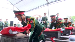Đà Nẵng truy điệu và an táng 5 hài cốt liệt sĩ được tìm thấy tại hang Đá Sập