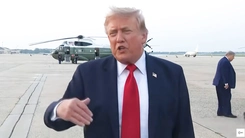 Ông Trump nói Mỹ đánh mạnh Iran để vinh danh '3 người yêu nước vĩ đại'