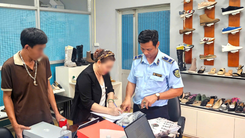 Phát hiện nhà máy ở Việt Nam làm giày giả mạo thương hiệu lớn, xuất khẩu sang Mỹ