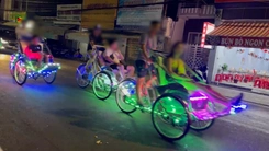 Quyết liệt dẹp xích lô điện chạy ẩu, ép giá, chèo kéo khách ở Nha Trang 