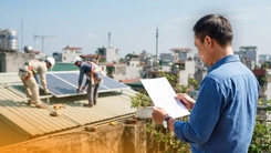 Hướng dẫn trình tự, thủ tục thông báo lắp điện mặt trời mái nhà tự dùng