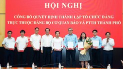 Trao quyết định thành lập và nhân sự Đảng bộ bộ phận Báo điện tử Tuổi Trẻ