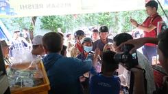 Mùa Vu lan ở TP.HCM: Một gia đình làm điều đặc biệt, không còn cảnh 'giật cô hồn'