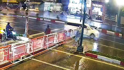 Tông rào chắn đường sắt trên đường Phạm Văn Đồng, tài xế bị phạt 19 triệu đồng