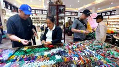 Gần 1.000 lượt thủy thủ tàu sân bay Mỹ khám phá Đà Nẵng
