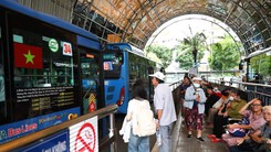 Gần 10 triệu lượt khách đi xe buýt miễn phí ở TP.HCM sau hơn 1 tháng