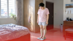 Sáng thức dậy làm 6 điều này, bạn sẽ bất ngờ với cân nặng của mình 