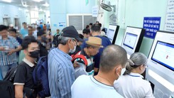 Bệnh viện tuyến cuối TP.HCM đông nghịt người khám, Bệnh viện Chợ Rẫy lập kỷ lục 10.000 lượt /ngày