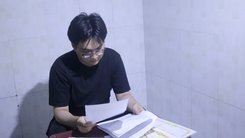 Tạm gác giấc mơ để đi làm trả nợ, chàng trai Cà Mau giờ đã trở lại giảng đường