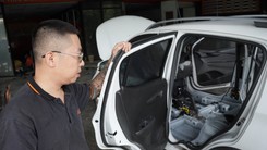 Xe chết máy la liệt chờ tới lượt sửa chữa sau cơn mưa lịch sử ở Nghệ An