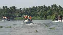 15 người chết và mất tích trong vụ lật tàu du lịch