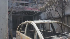 Cháy xe ô tô, 3 người bỏng nặng