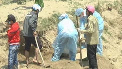 5 học sinh chết bên bờ sông