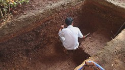Mở hố thăm dò dấu vết lăng mộ vua Quang Trung