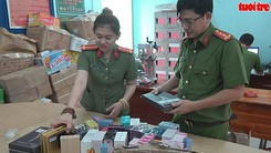 Cảnh sát phát hiện lò “phù phép” nước hoa giả