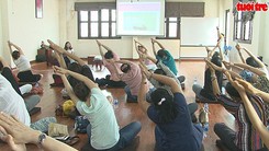 Bệnh nhân ung thư được học yoga miễn phí