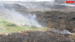 Lại cháy bãi rác, người dân lo bị ô nhiễm khói bụi độc hại