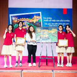 Học sinh Trường TH và THCS Hồng Ngọc vẽ tranh gây quỹ, lan tỏa yêu thương