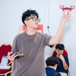 Nam sinh Cần Thơ mê khoa học, thích lập trình, muốn khám phá thế giới