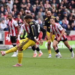 Man United đấu Brentford: Quỷ đỏ nuốt trọn Bầy ong?