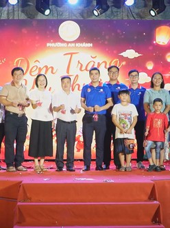 Mùa trăng yêu thương EVNGENCO3 đi cùng nụ cười trẻ thơ
