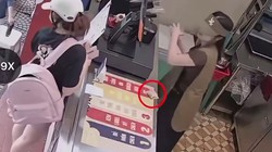 Tờ tiền bỗng 'mất tích', nữ nhân viên suýt rơi vào tình huống khó xử