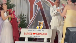 Độc lạ quà cưới