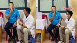 Ông chú khiến nhân viên y tế thót tim khi đi khám mắt
