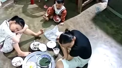 Bé trai nín khóc khi nhận ra mình đã gây họa