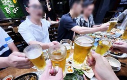 Cheers or concerns? Diverse opinions on Vietnam’s fading after-work drinking scene