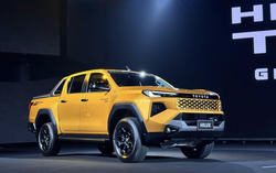 Toyota Hilux 2026 set to debut in Vietnam 
