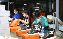 Serving businesses, devoting to the Vietnamese nation