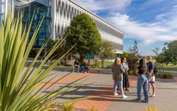 All New Zealand public universities offer special support for Vietnamese applicants