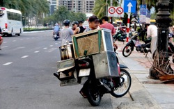 Da Nang steps up crackdown on street vendors, beggars who bother tourists