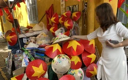Hoi An ancient town unusually deserted during National Day holiday