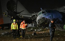 Bolivian military plane crash kills 15, scatters cash cargo