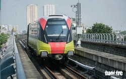Hanoi Metro reports 5.7 million smart ticket users after rollout
