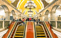 Russia considers easing visa rules to attract Vietnamese tourists