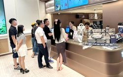 Vietnam beverage chains trim networks, optimize operations as competition pressures margins