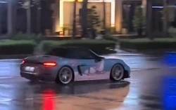 Porsche driver summoned after drifting stunt on Ho Chi Minh City street
