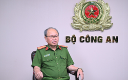 Vietnam clarifies new rule requiring notification of overnight stays by relatives, friends