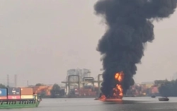 Woman killed after boat explodes on Saigon River in Ho Chi Minh City