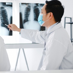 Lợi cả đôi đường khi bệnh viện sử dụng AI