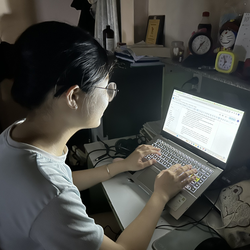 Podcast: Sinh viên thức khuya chạy deadline, biết hại nhưng tại sao vẫn thức?