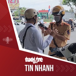 Tin tức tối 2-12: Cảnh sát giao thông TP.HCM lập 10 cụm kiểm tra nồng độ cồn, làm cả ban ngày lẫn ban đêm