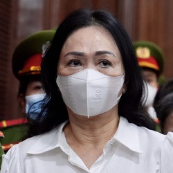 Bà Trương Mỹ Lan và hàng chục bị cáo hầu tòa vụ đại án Vạn Thịnh Phát