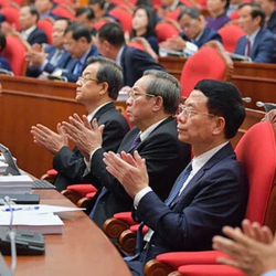 Bộ Chính trị ban hành quy định mới về công tác cán bộ